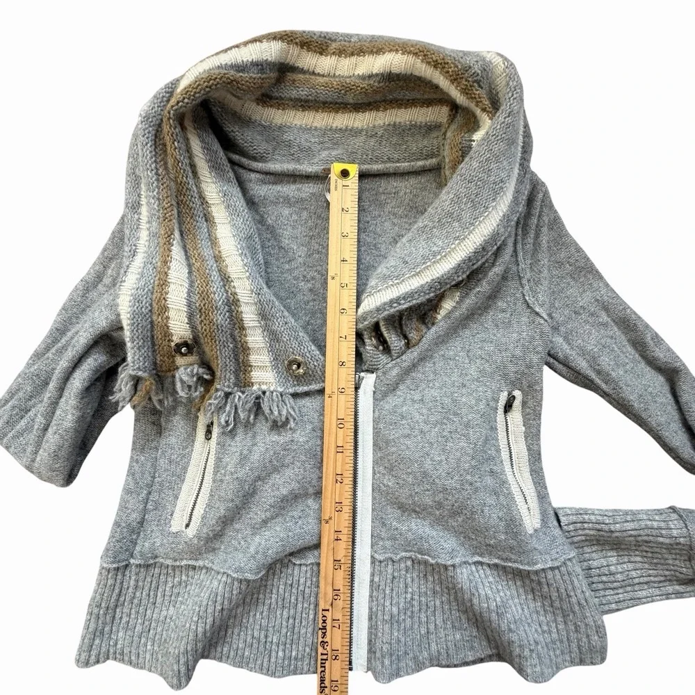 Free People Sweater Small Faux Scarf  Cowl Neck Gray Wool Zip Crop Jacket Knit